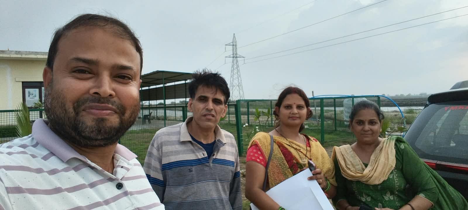 Pooja & Vikas Malhotra